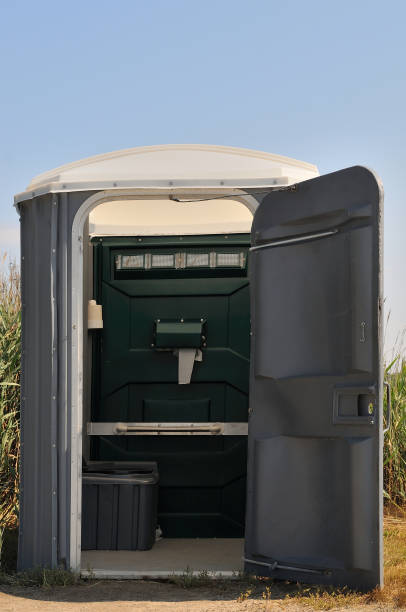 Best Portable restroom trailer rental  in Oneida, NY